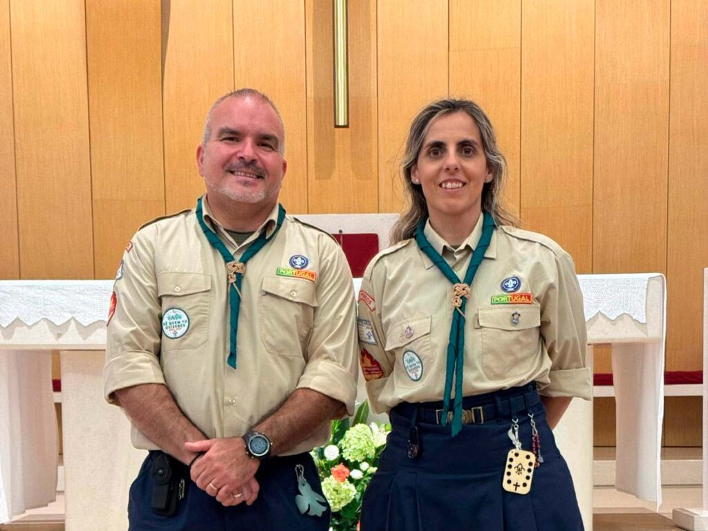 Esta imagem não tem texto alternativo. O nome do ficheiro é: Alcides-e-Celia-realizaram-promessa-de-dirigente-escutista-no-agrupamento-dos-Pousos.jpg