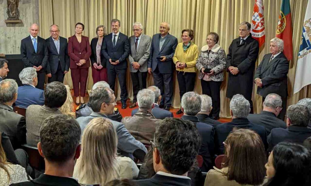 Esta imagem não tem texto alternativo. O nome do ficheiro é: Tomada-de-Posse-dos-Orgaos-Sociais-do-Colegio-de-Sao-Miguel.jpg