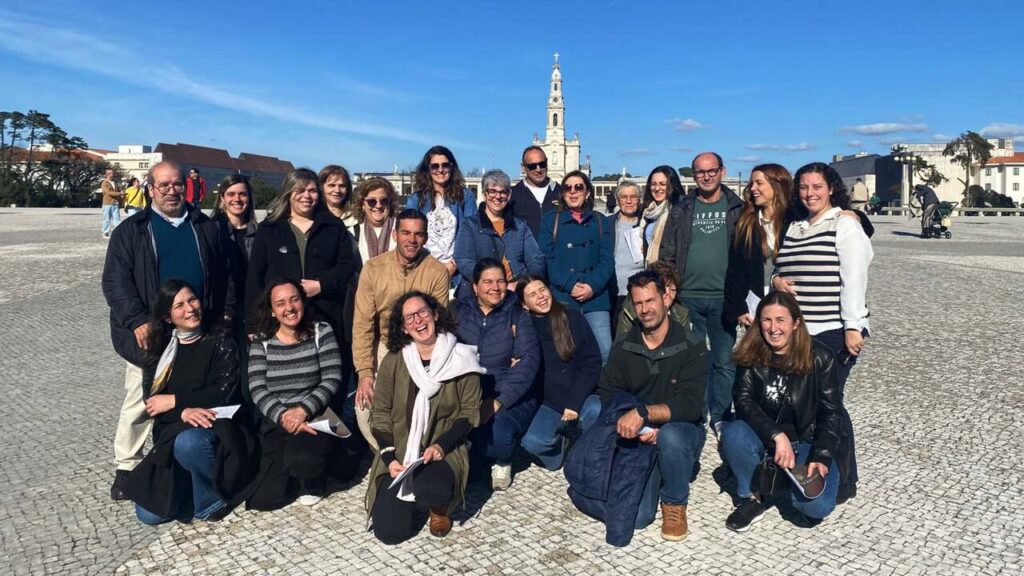 Esta imagem não tem texto alternativo. O nome do ficheiro é: Catequistas-da-Unidade-Pastoral-11-em-dia-de-reflexao-na-Casa-Montfort.jpg