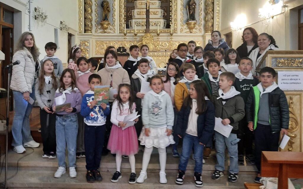 Esta imagem não tem texto alternativo. O nome do ficheiro é: Criancas-da-paroquia-de-Amor-celebram-sacramento-da-Reconciliacao_otimizada.jpg