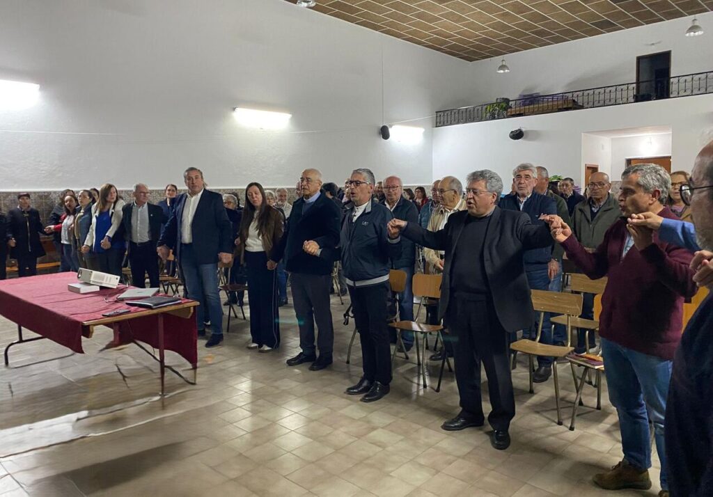 Esta imagem não tem texto alternativo. O nome do ficheiro é: Unidade-Pastoral-11-ja-danca-ao-ritmo-da-fe-em-encontro-com-o-Bispo.jpg