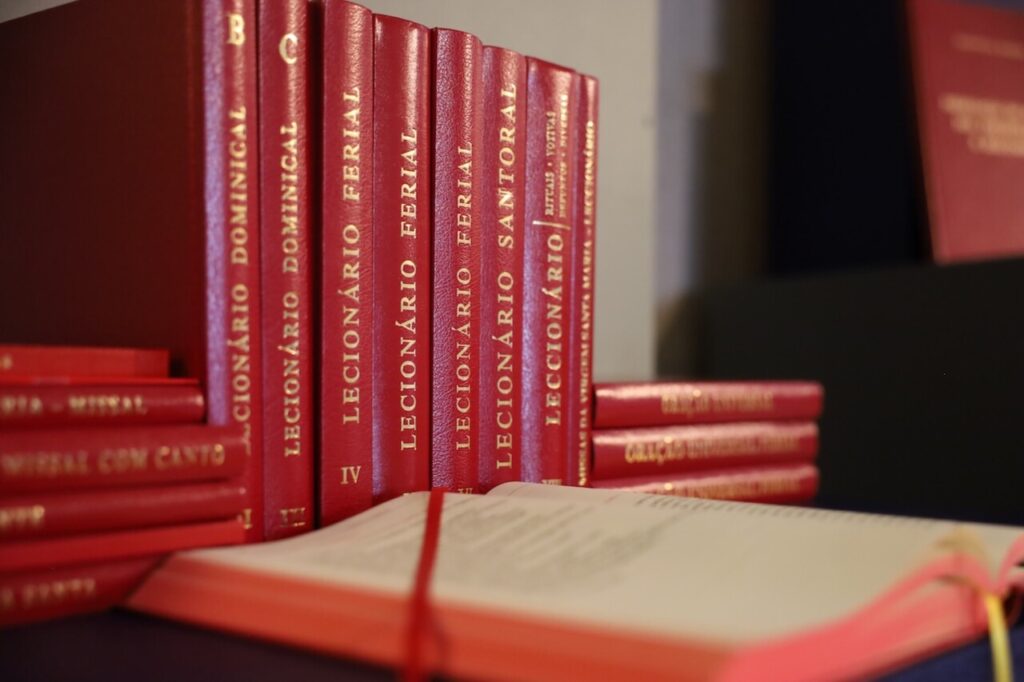 Livros e recursos pastorais da Gráfica de Leiria