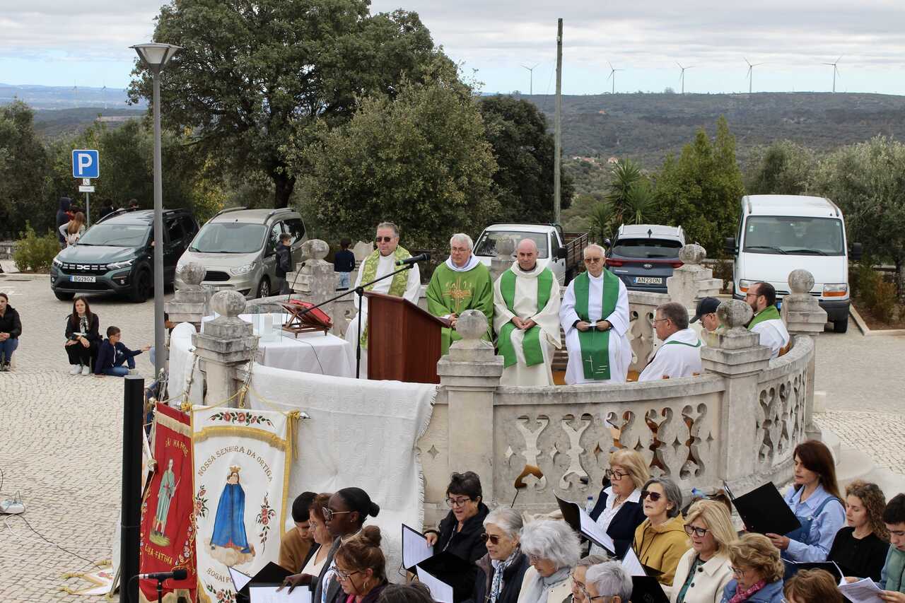 Imagem actual: Unidade Pastoral de Fátima promoveu dia de convívio e oração